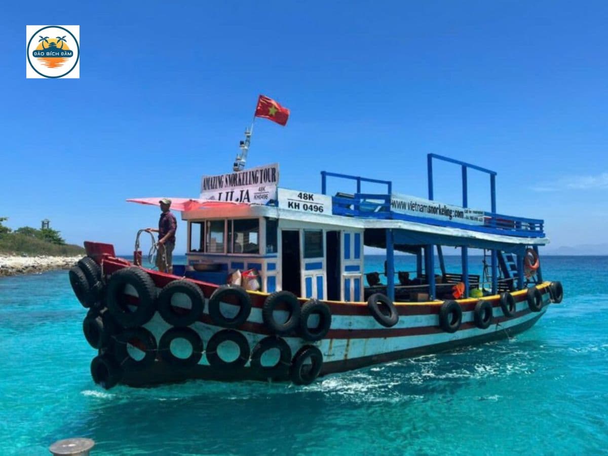 thuê tàu cano đảo bích đầm nha trang