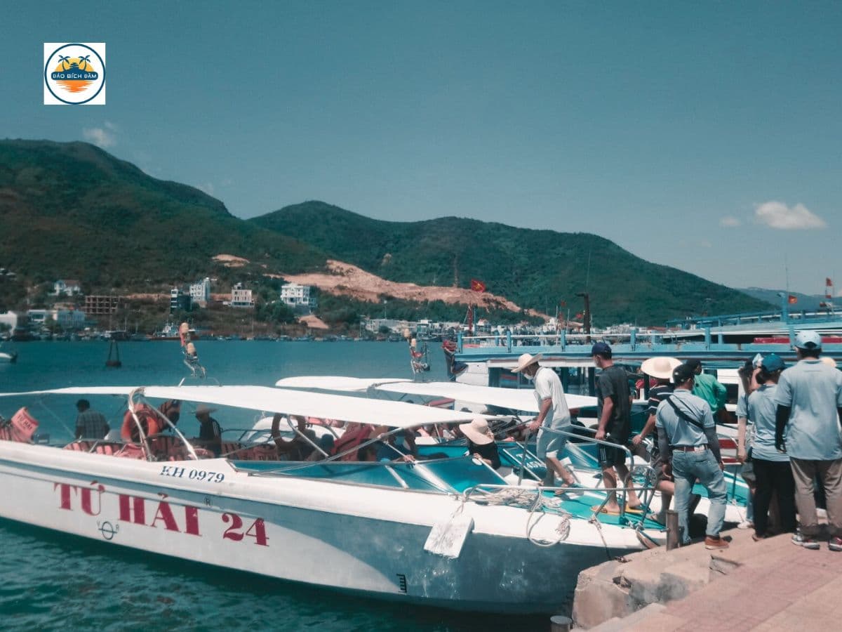 vé cano bus đảo bích đầm nha trang